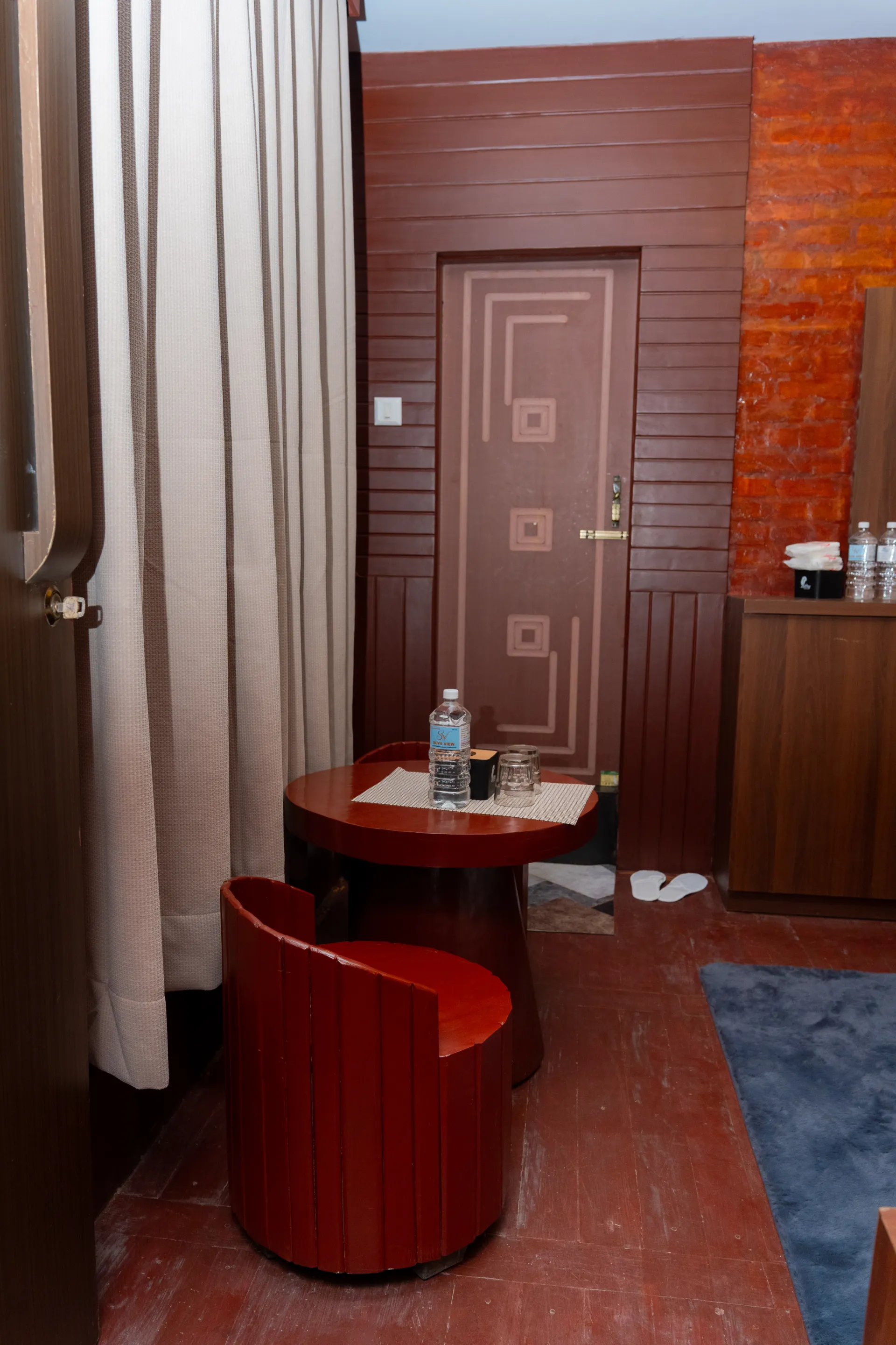 Deluxe Room — image 4